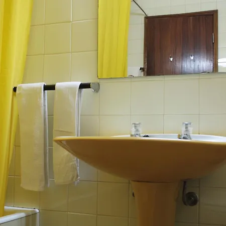 Pensao Suissa Vendégház *