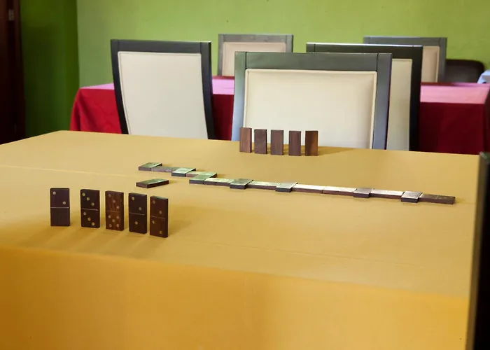 Pensao Suissa Πανσιόν *